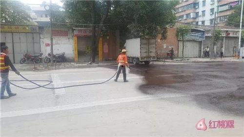 国产沥青摊铺施工视频,国产沥青摊铺施工工艺解析与实操展示