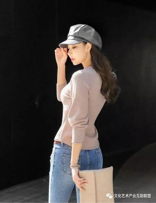 国产牛仔美女自拍视频,国产美女的自拍牛仔大片